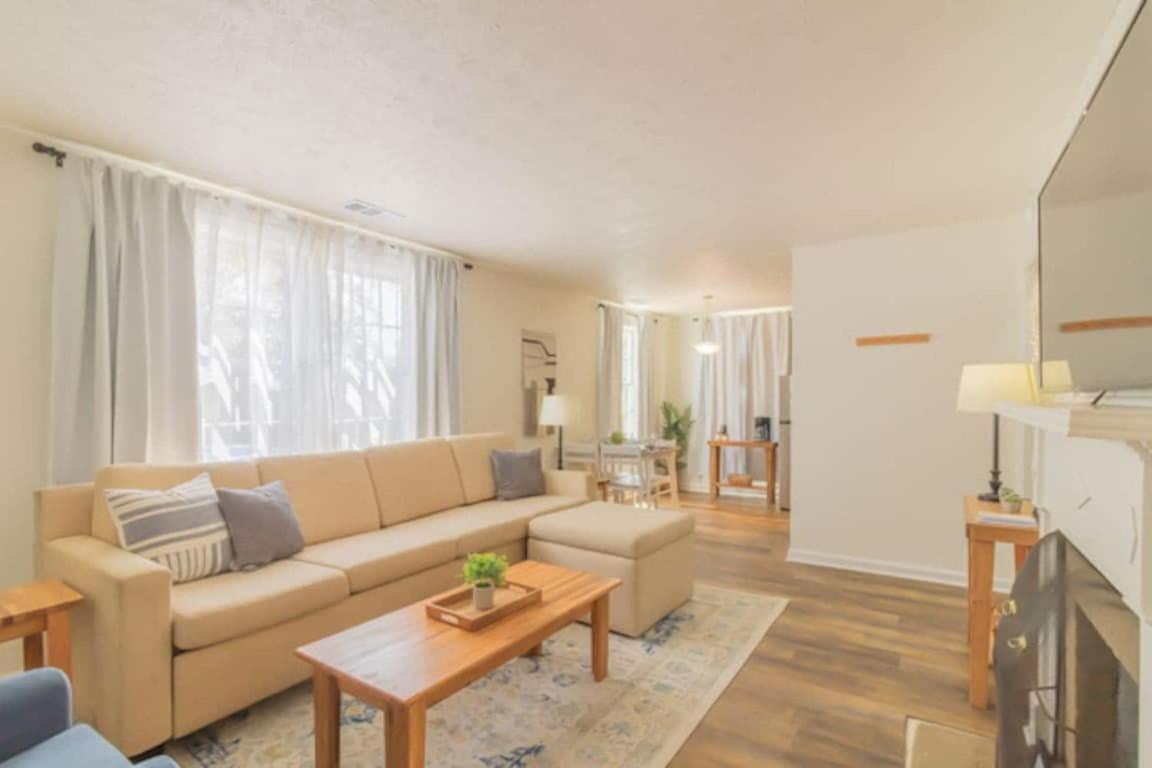 The Delightful Doubles- Unit A- Centrally Located Columbus Luaran gambar
